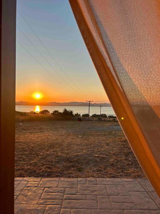 Moudros Sunset Apartment Moudhros Bagian luar foto